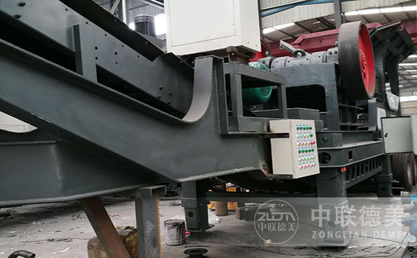 移動(dòng)破碎機(jī)